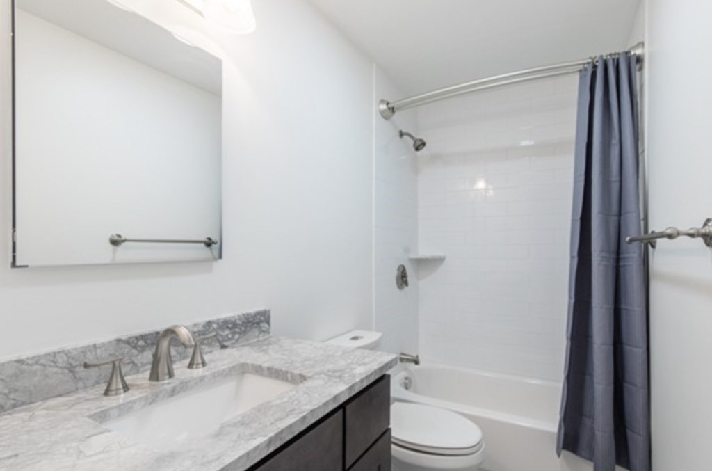 242 W 5th St, South Boston