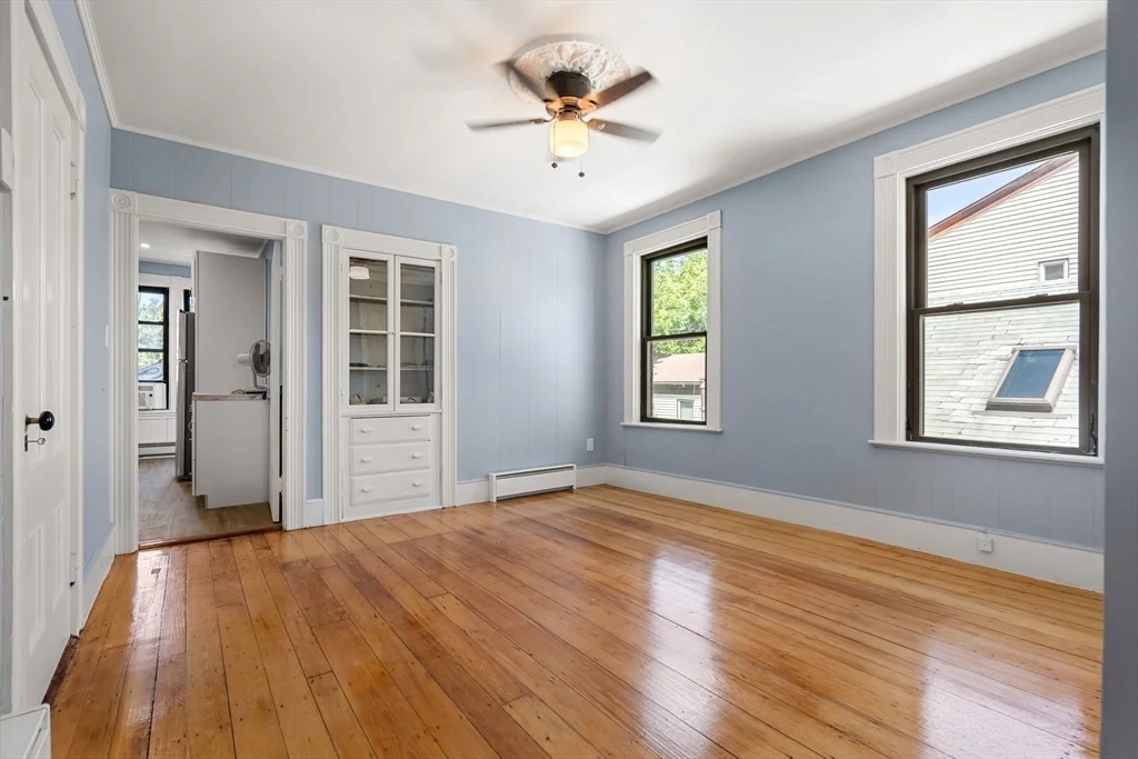 526 E 5th St, South Boston