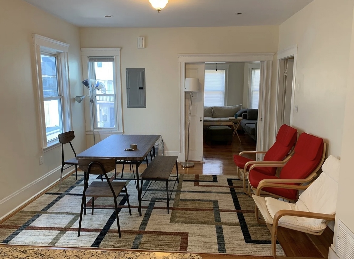 14 Bay State Ave, Powder House Square