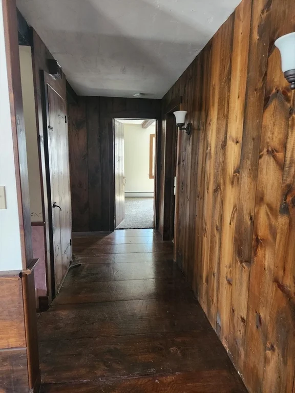 285 Main St, Spencer