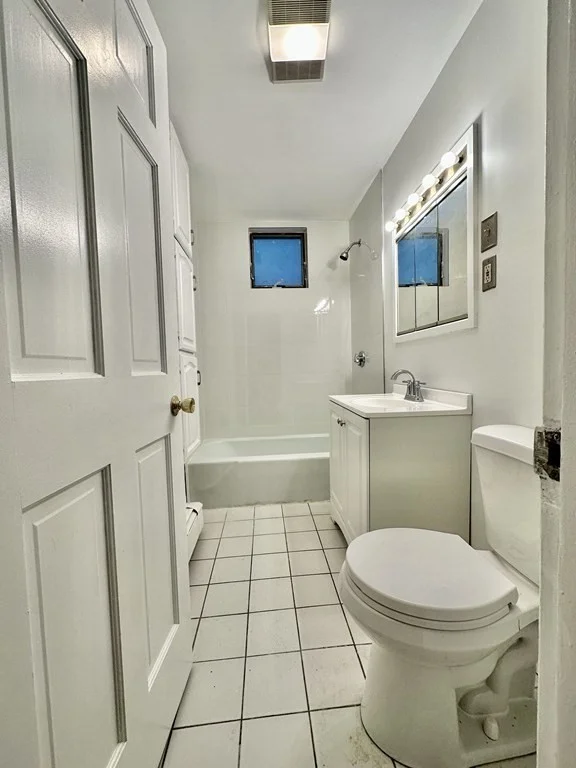 28 Oakland St, Inman Square