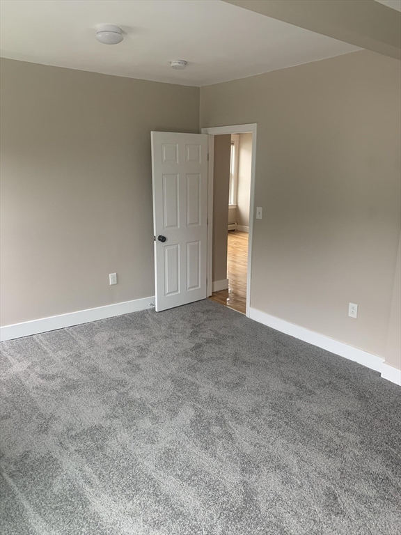 292 Providence Rd, Grafton