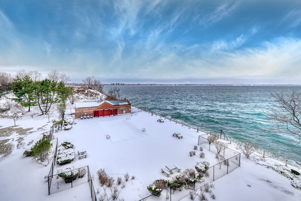 3 Seal Harbor Rd, Winthrop