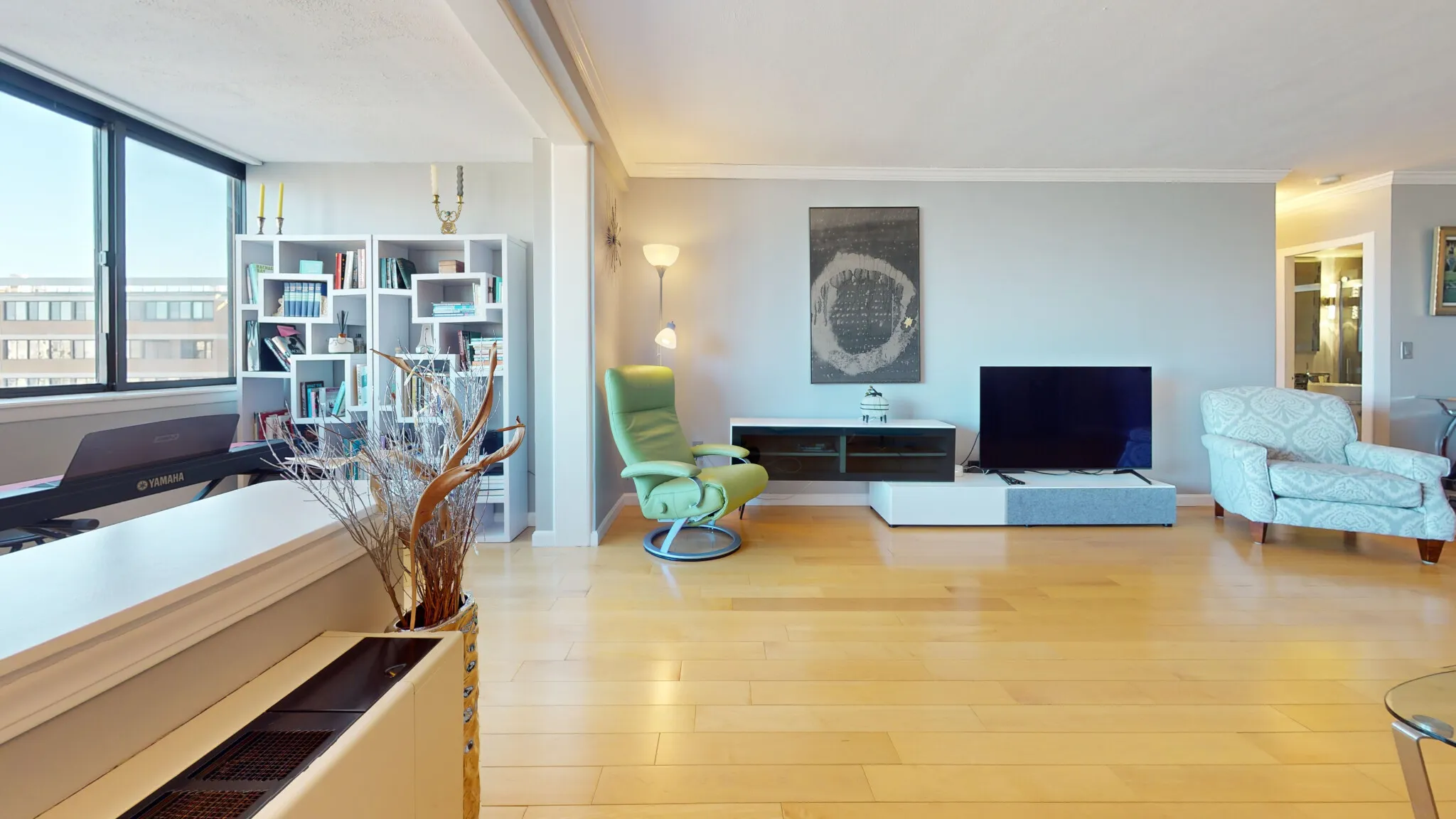 8 Whittier Pl, West End