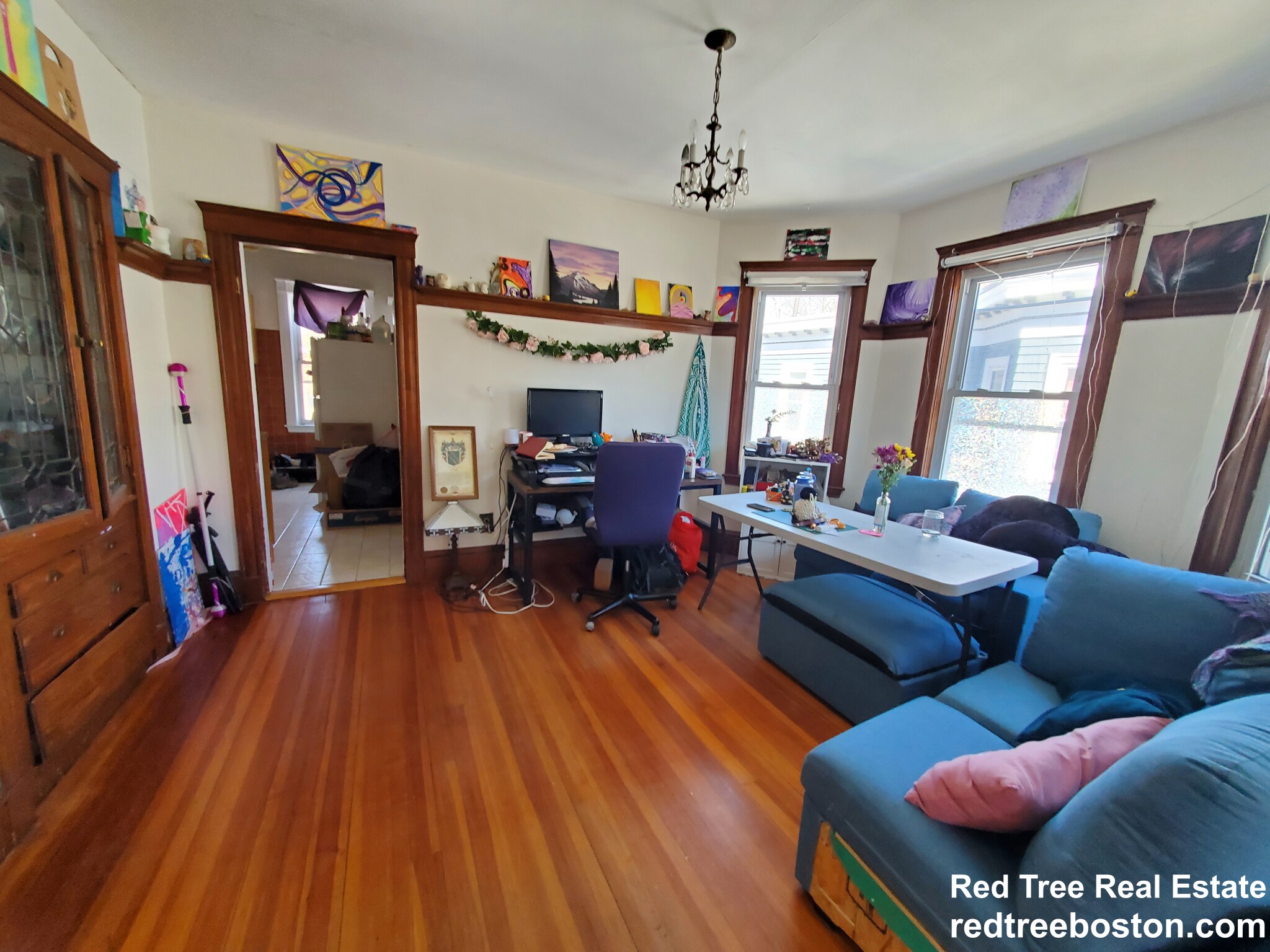 385 Pond Ave, Brookline