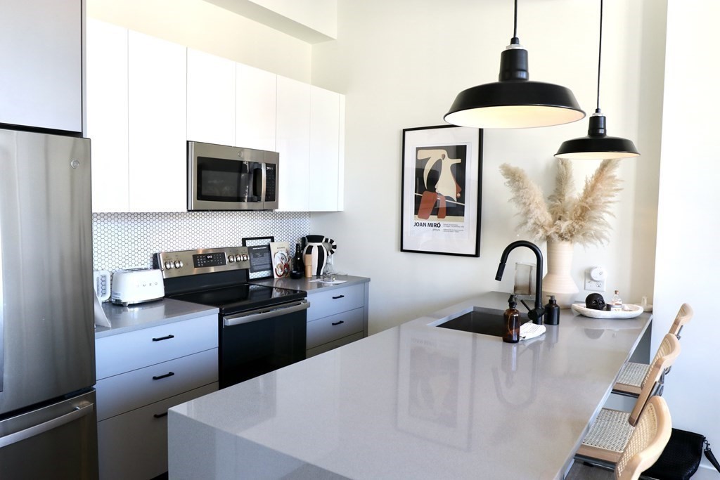 217-221 Essex St, Salem