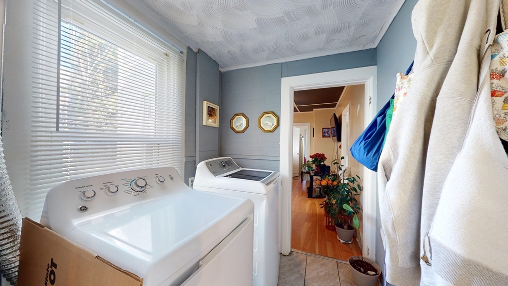 29 Dresser St, Southbridge