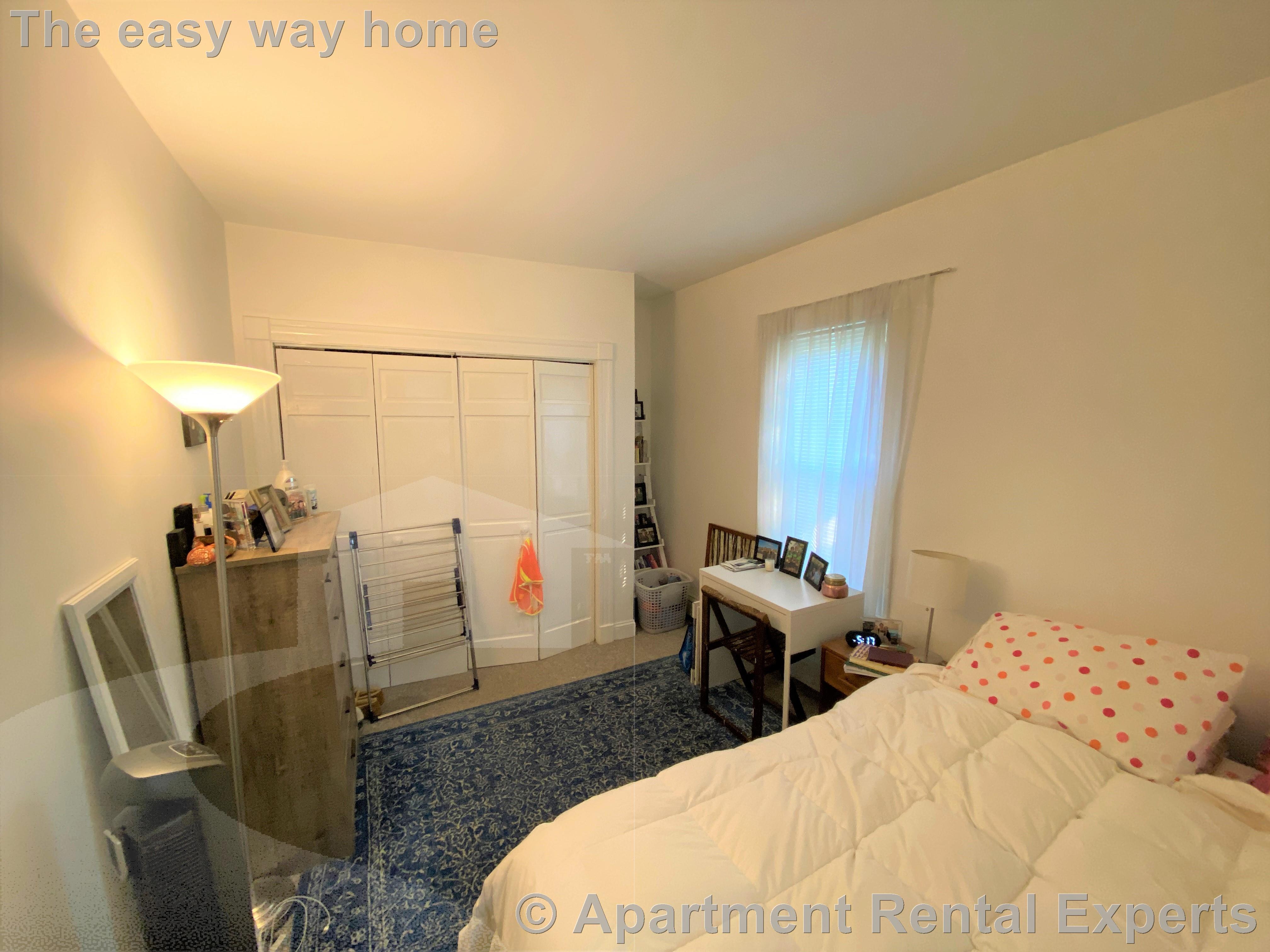 72 Allston St, Cambridgeport