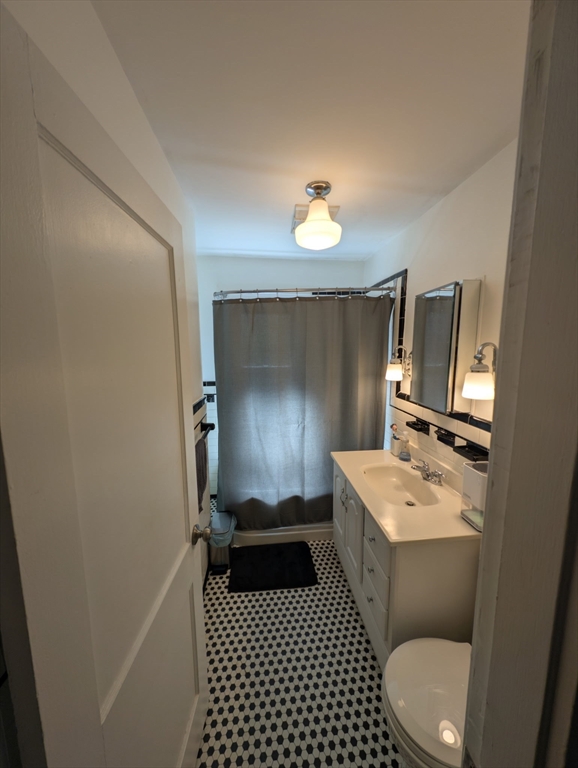 15 Sunset Rd, Watertown