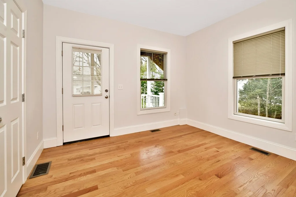 22 High St, Needham