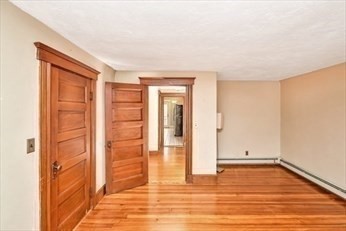 235 Fairmount Ave, Hyde Park