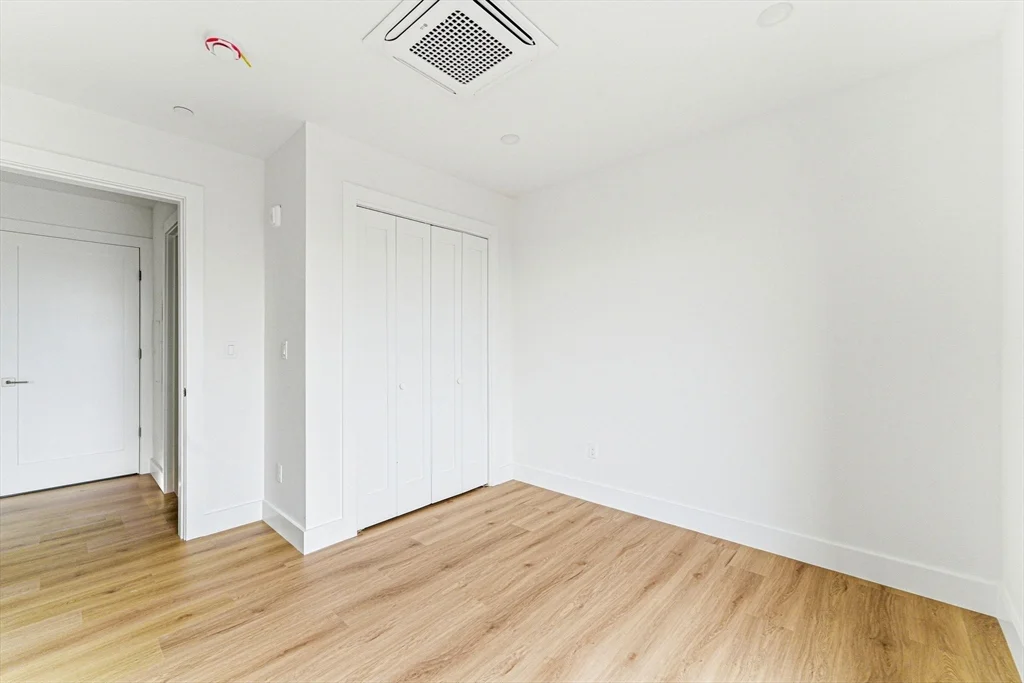 1035 Commonwealth Ave, Allston