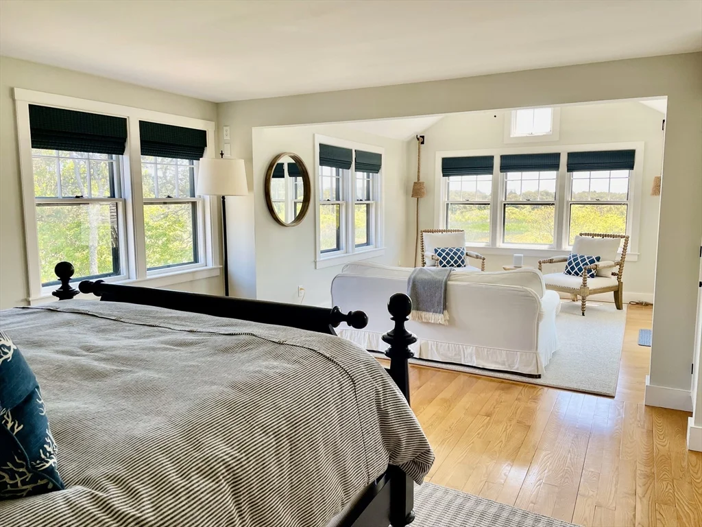 1 Pochick Ave, Nantucket