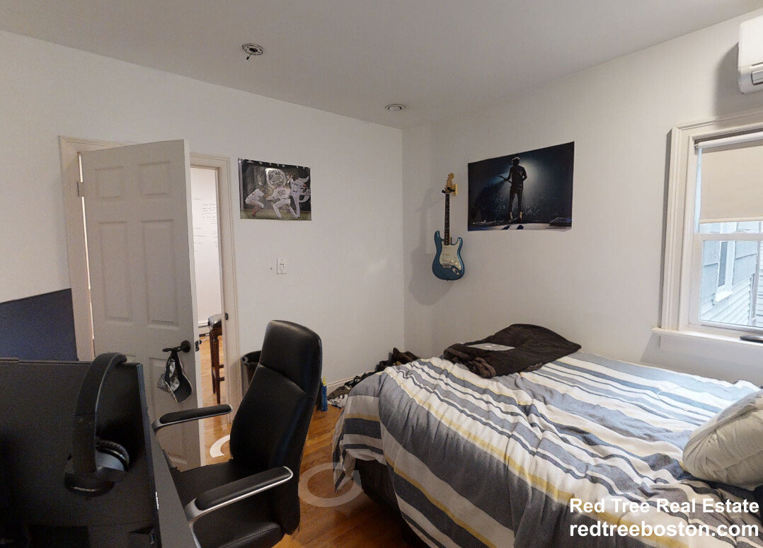 164 L St, South Boston