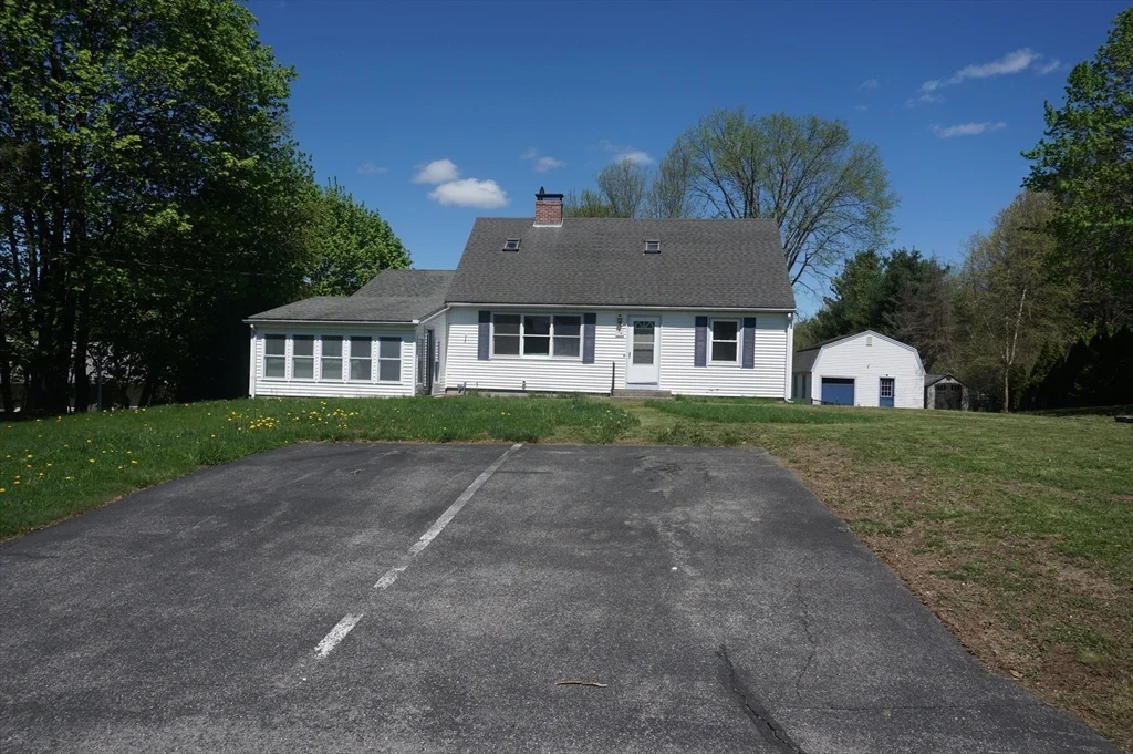 34 Fairview Ave, Groton