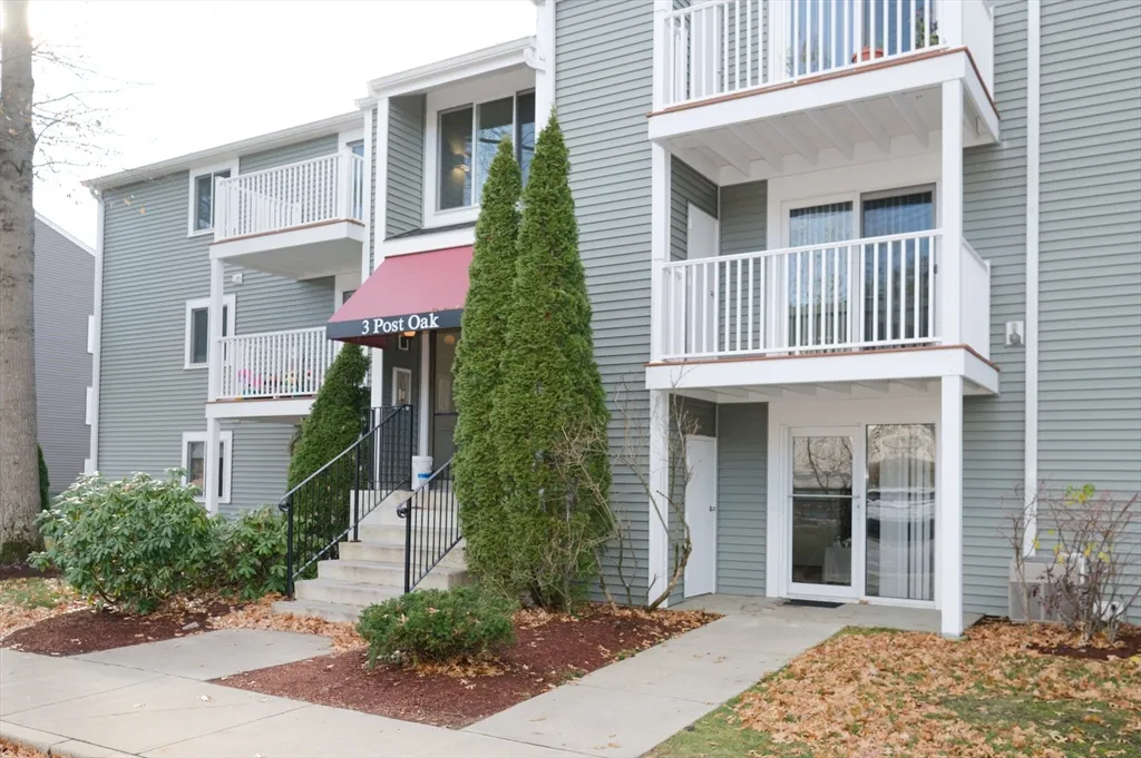 3 Post Oak Ln, Natick