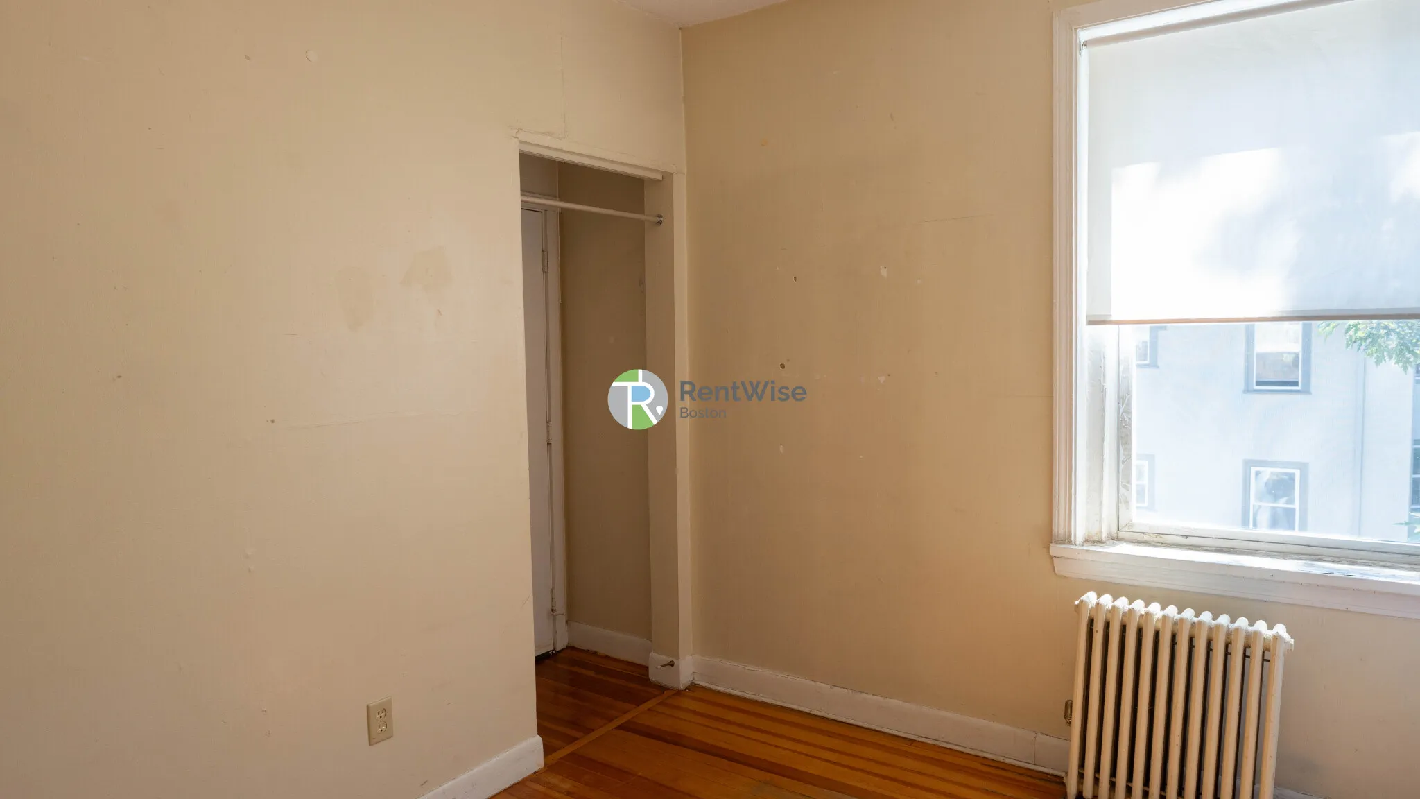 1132 Commonwealth Ave, North Brookline