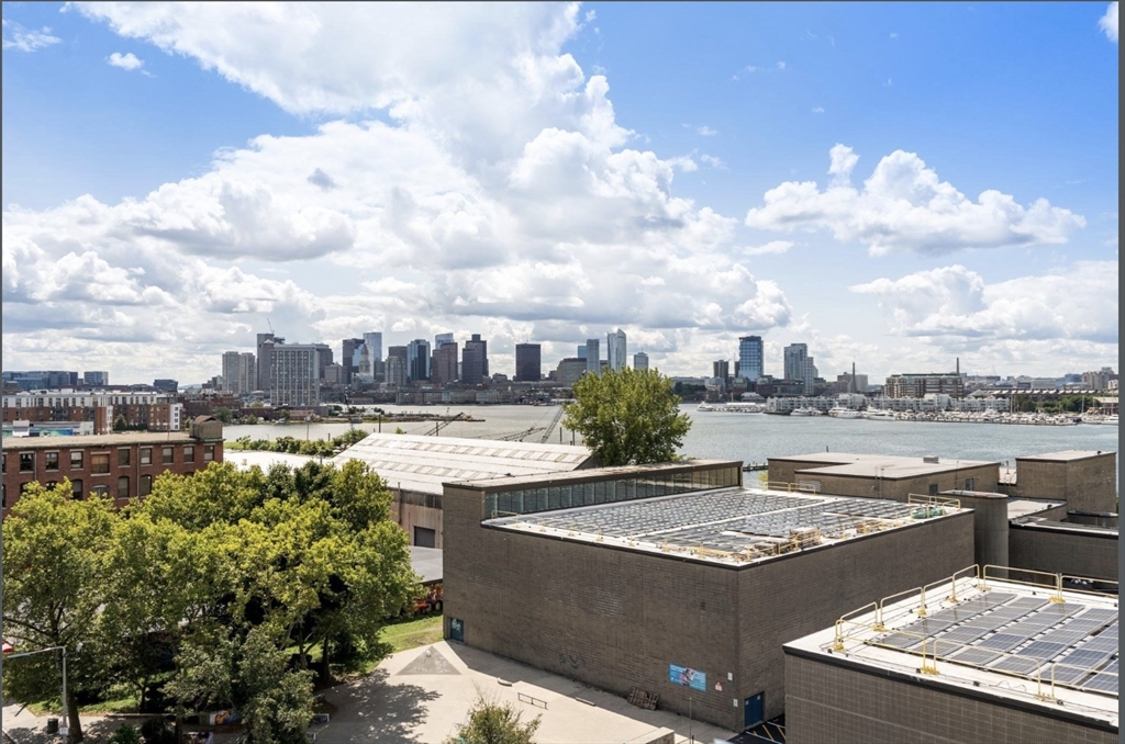 301 Border St, Central Square