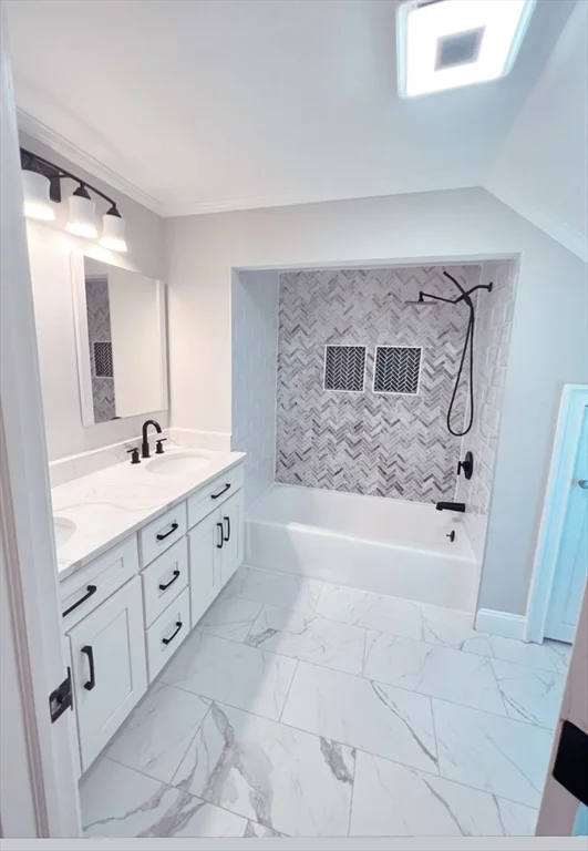 2 Meadow St, Salem