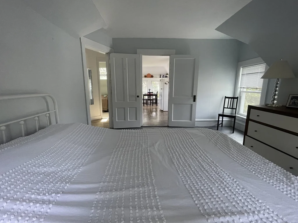 22 Cleveland Ave, Woburn