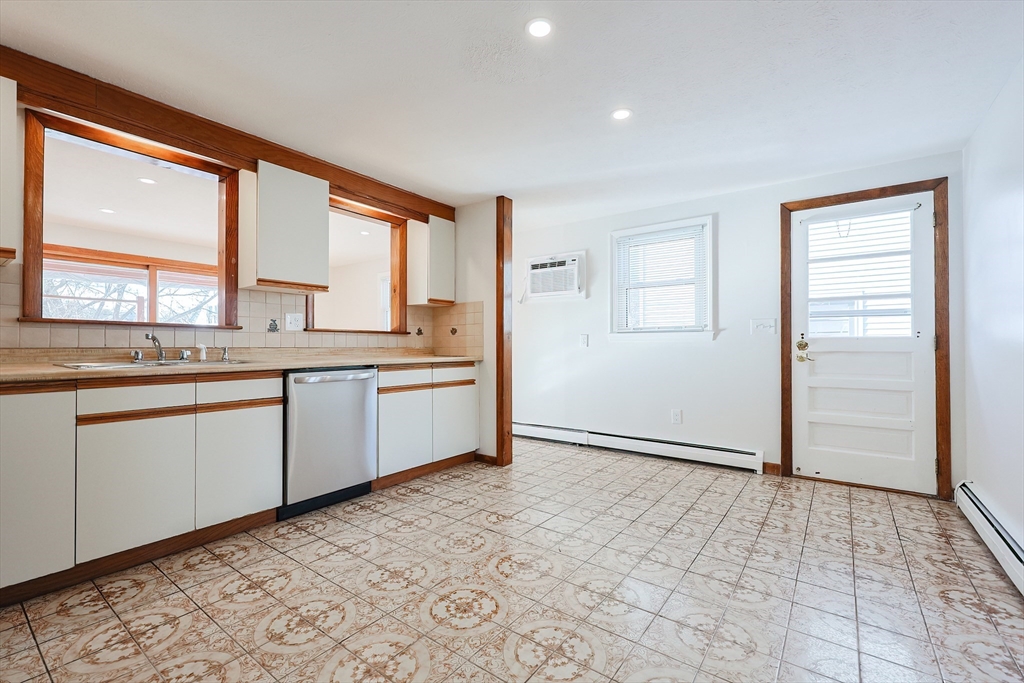 23 Hunt St, Nashua