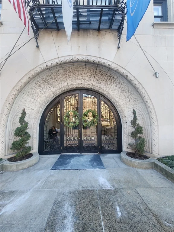 416 Commonwealth Ave, Back Bay