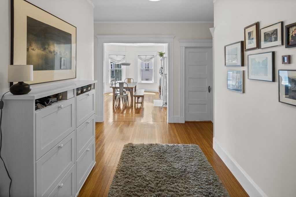 15 Grovenor Rd, Jamaica Plain