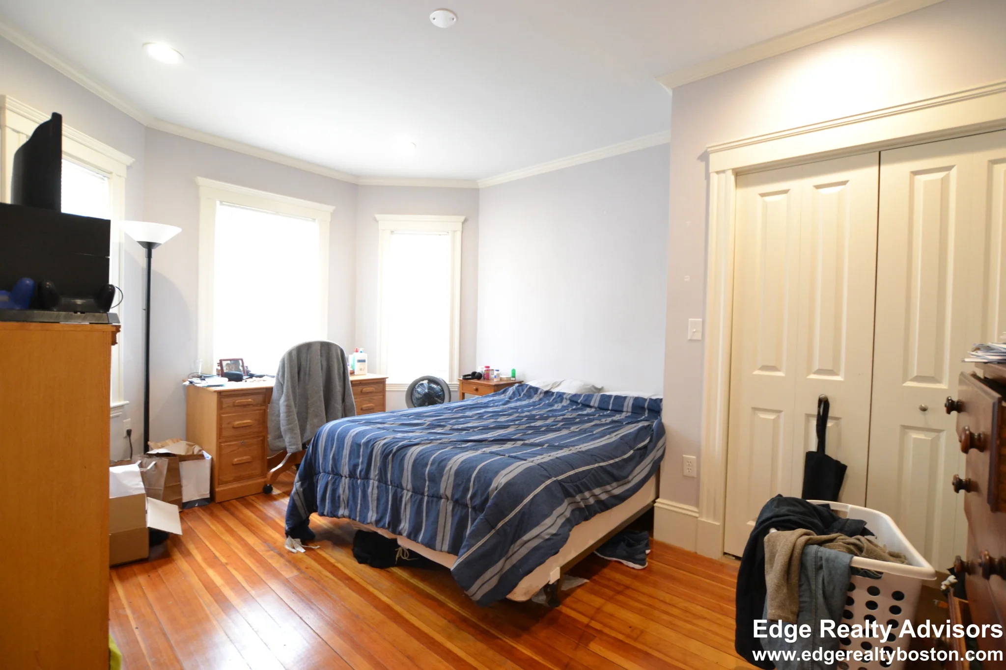 58 Tremont St, Oak Square