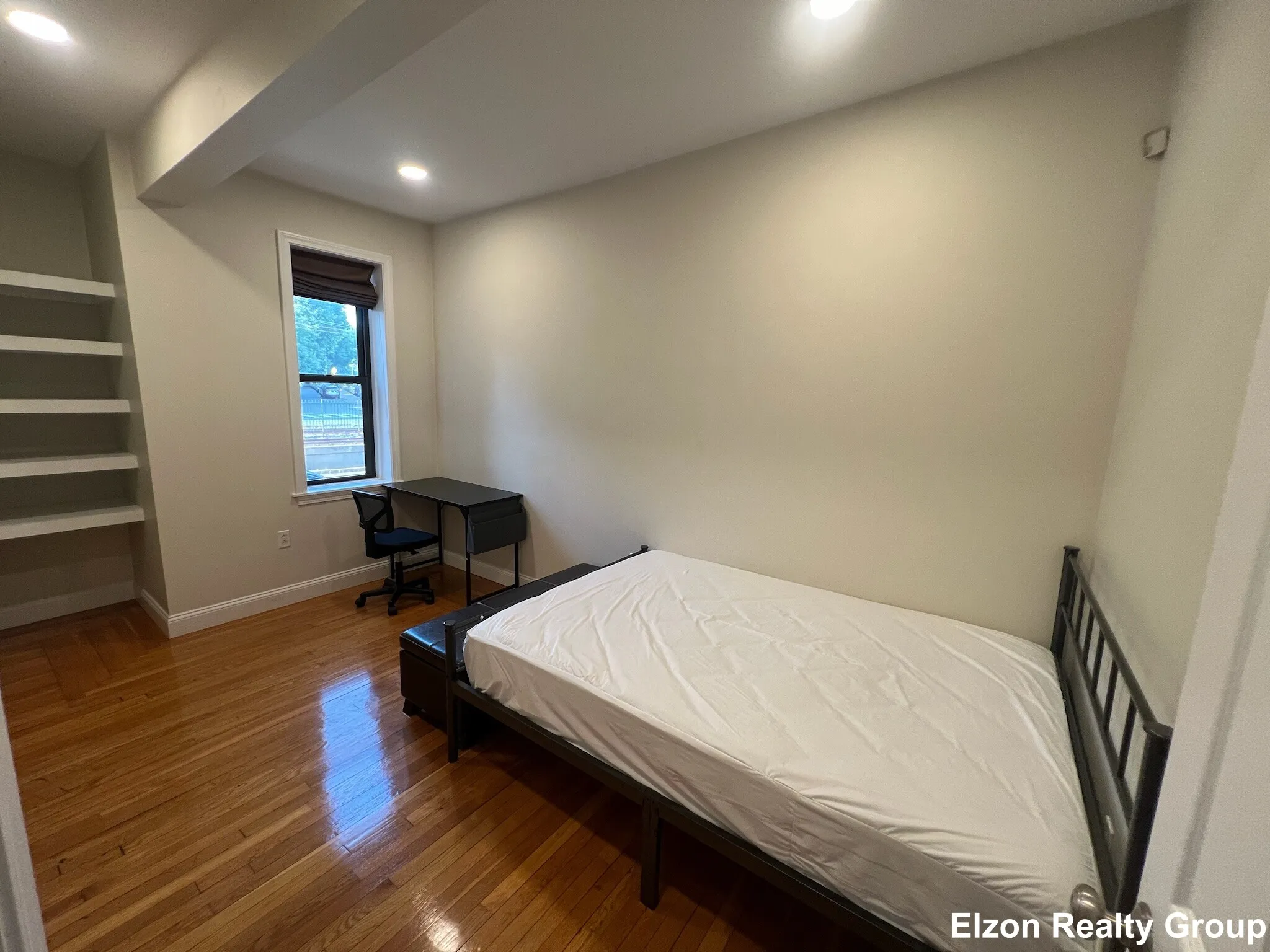 2021 Commonwealth Ave, Brighton