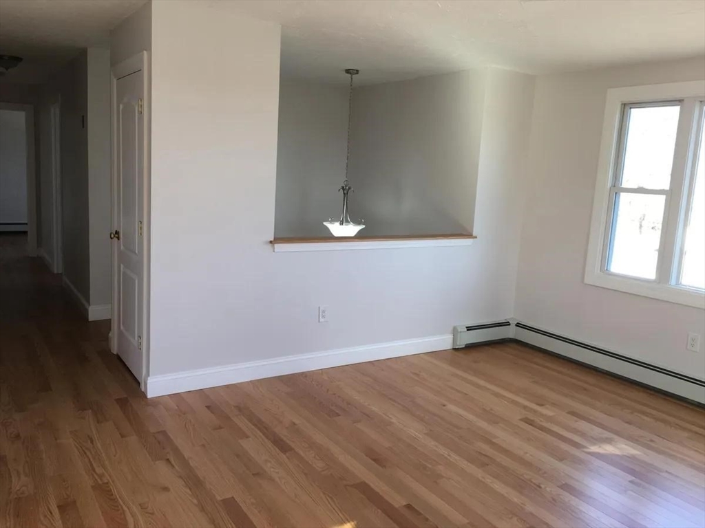 41 Blueberry Hill Rd, Woburn