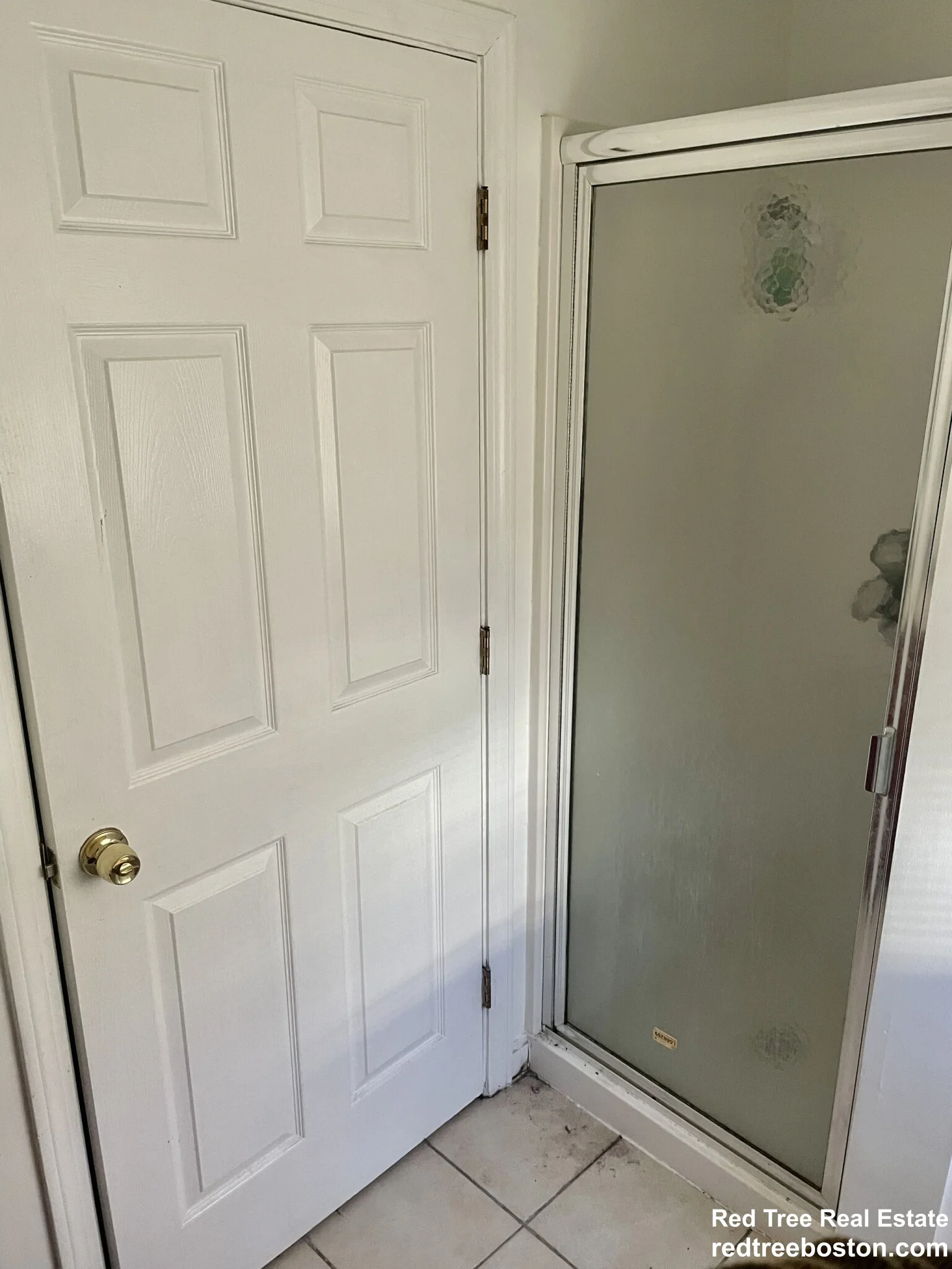 24 Lawn St, Mission Hill