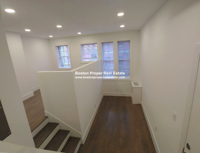 24 Phillips St, Beacon Hill