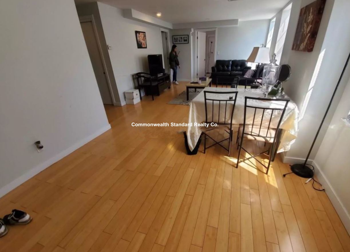 1661-1663 Washington St, South End