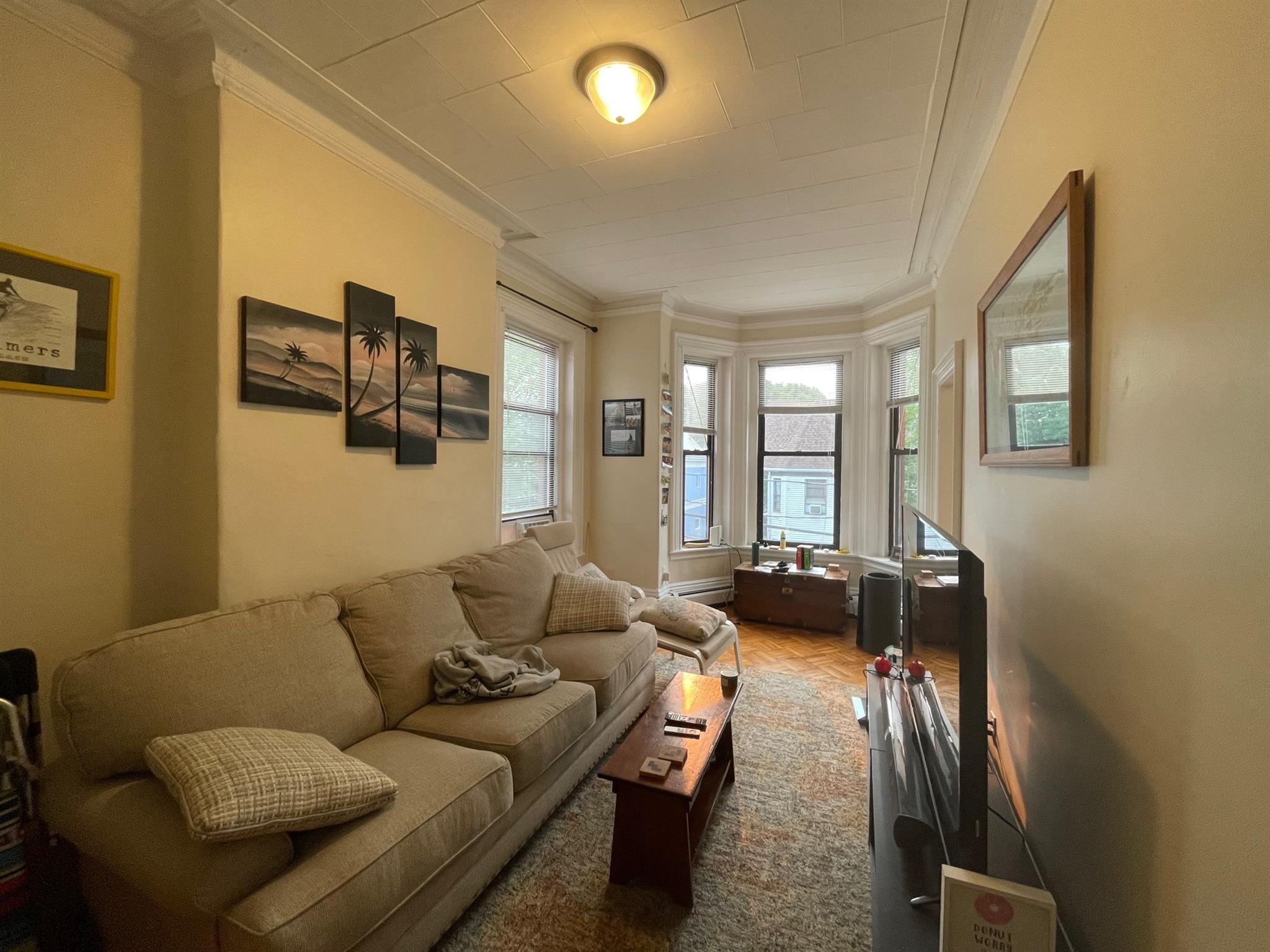 55 Adams St, Winter Hill