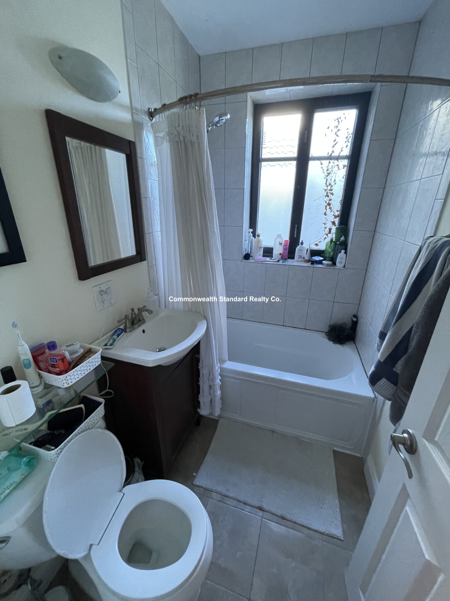 65 Strathmore Rd, Brighton