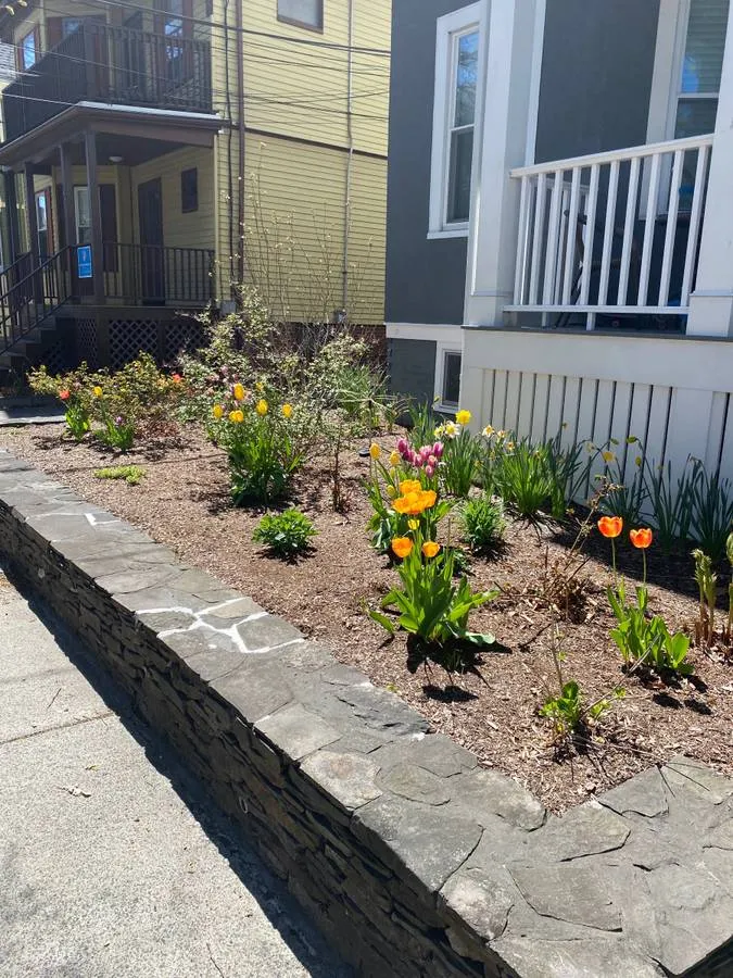 96 Rogers Ave, East Somerville