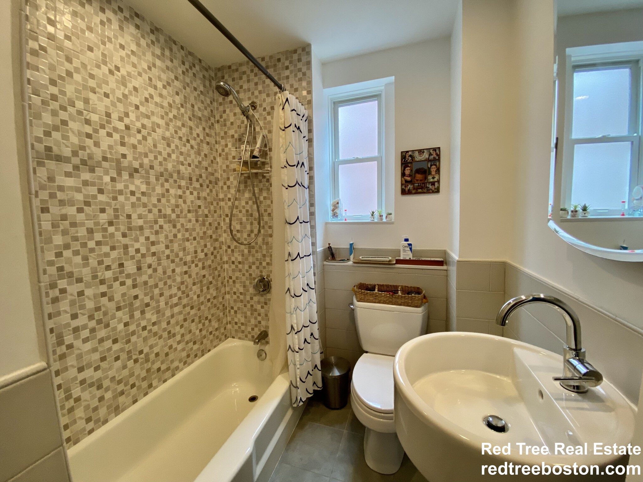 17 Perry St, Brookline Village