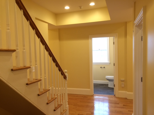 208 Holland St, Teele Square