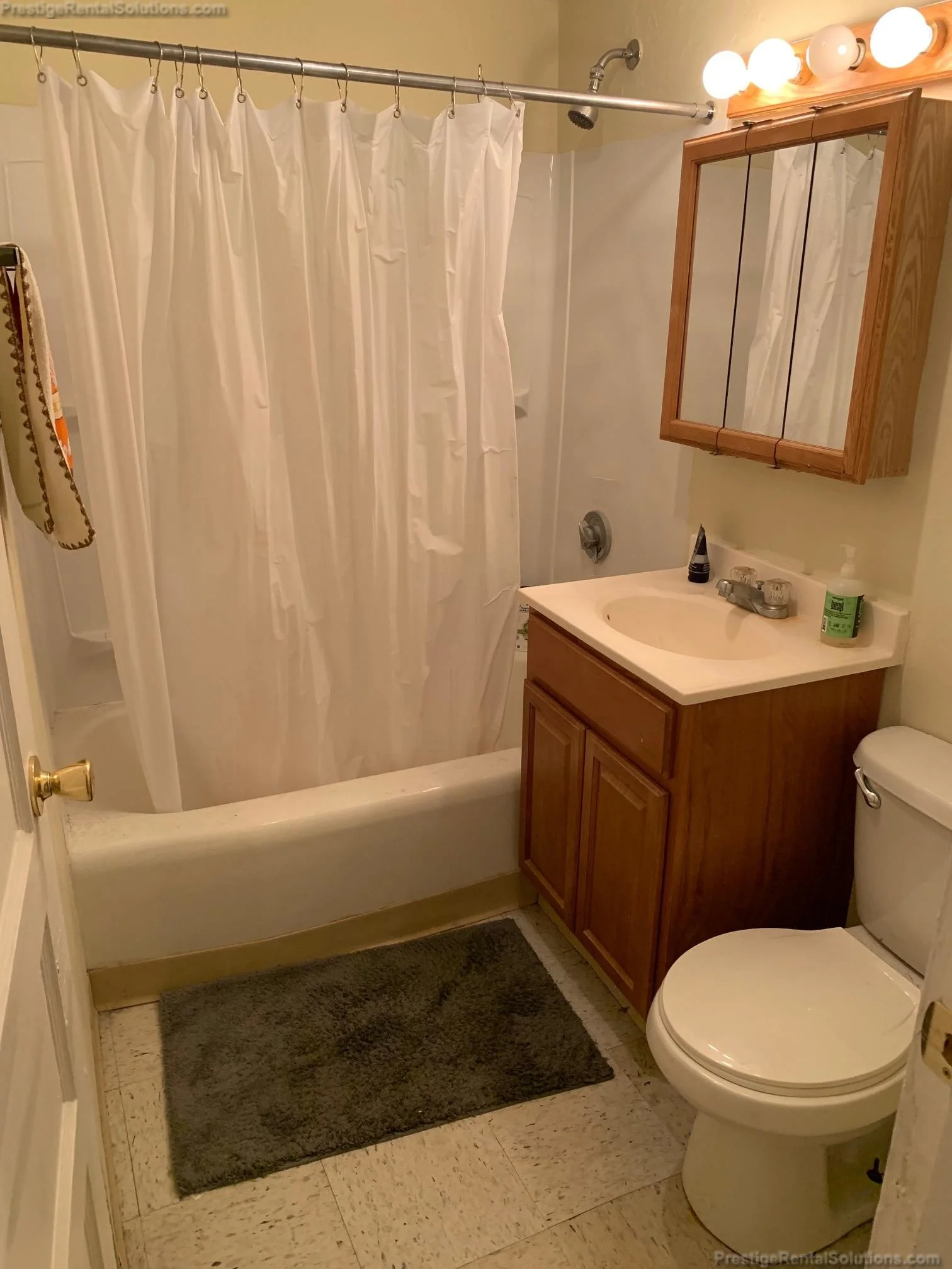 1114 Commonwealth Ave, Allston