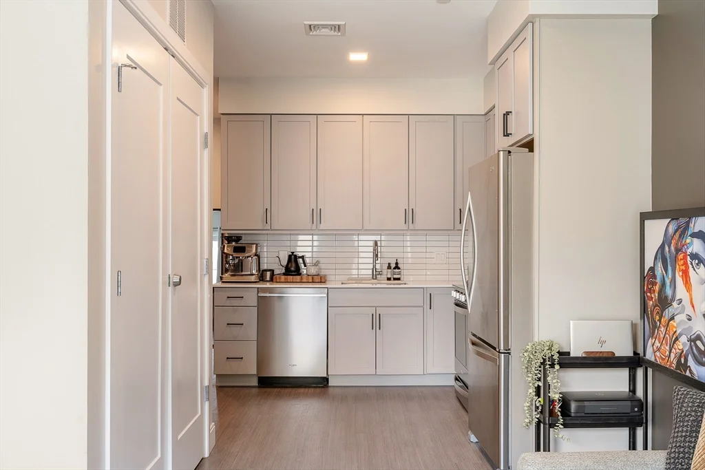 11 Walley St, East Boston