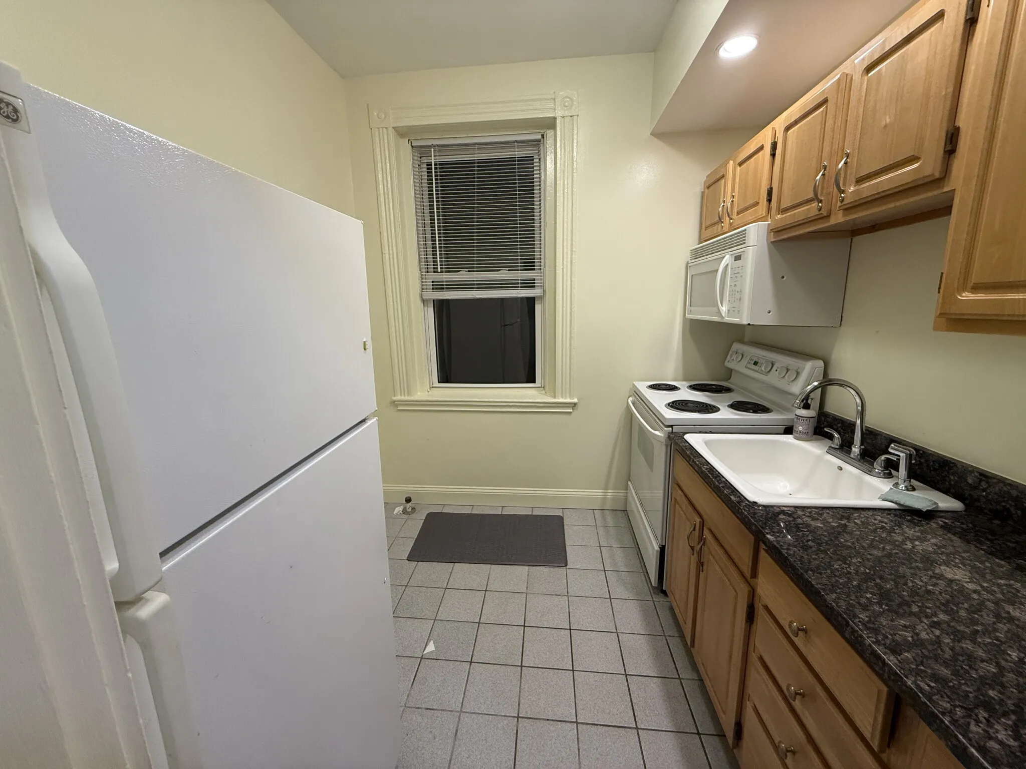 40 Queensberry St, Fenway