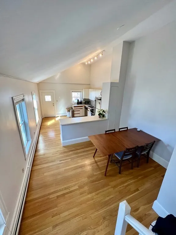 66 Telegraph St, South Boston