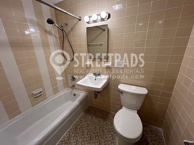 1315 Commonwealth Ave, Allston