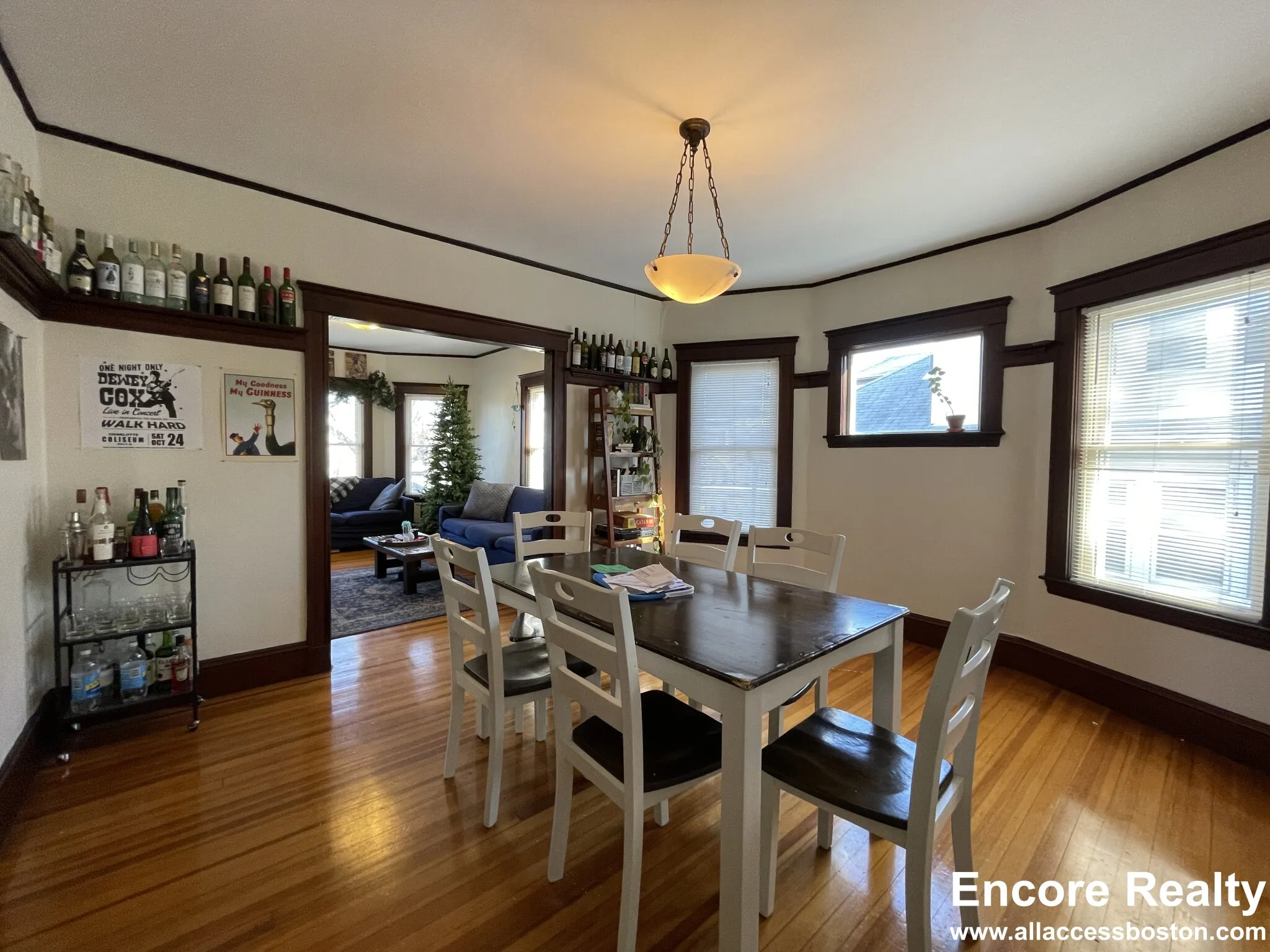 56 Hobson St, Oak Square