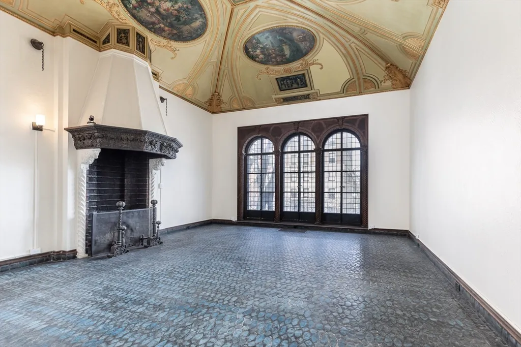 107 Beacon St, Back Bay