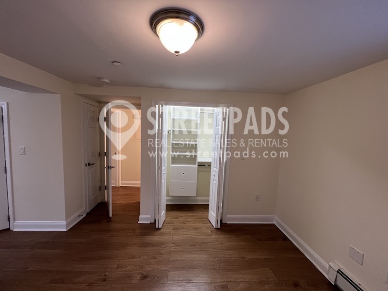 55 Langdon St, Neighborhood Nine