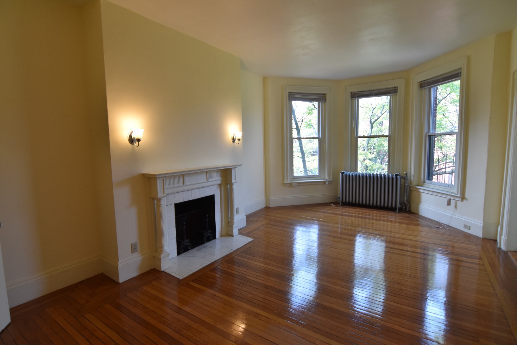 379 Commonwealth Ave, Back Bay