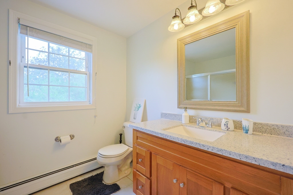 52 Galway Dr, North Attleboro