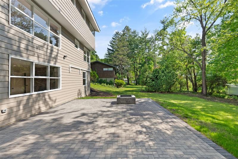 7 Thornberry Rd, Winchester