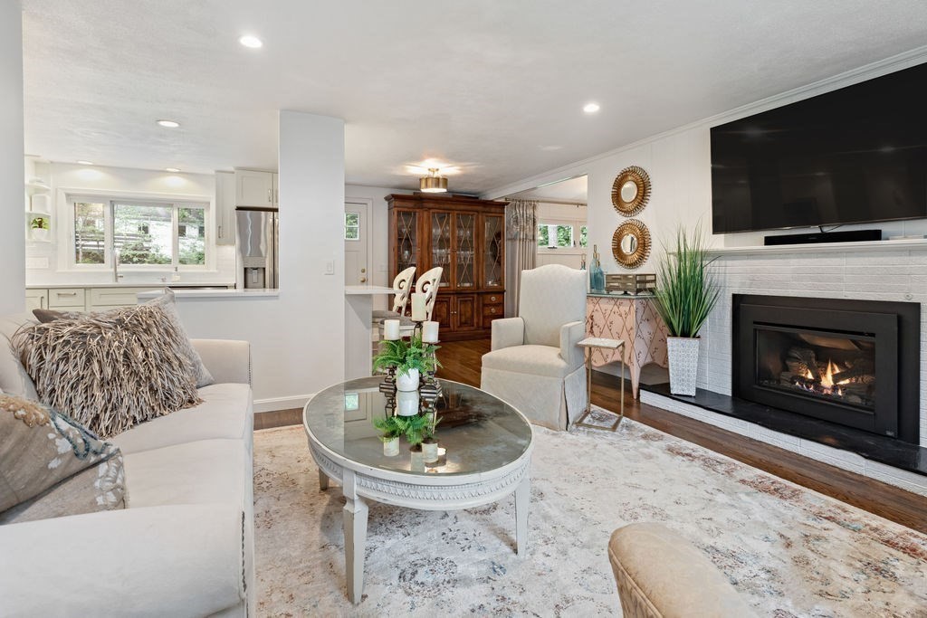 5 Patony Rd, Framingham